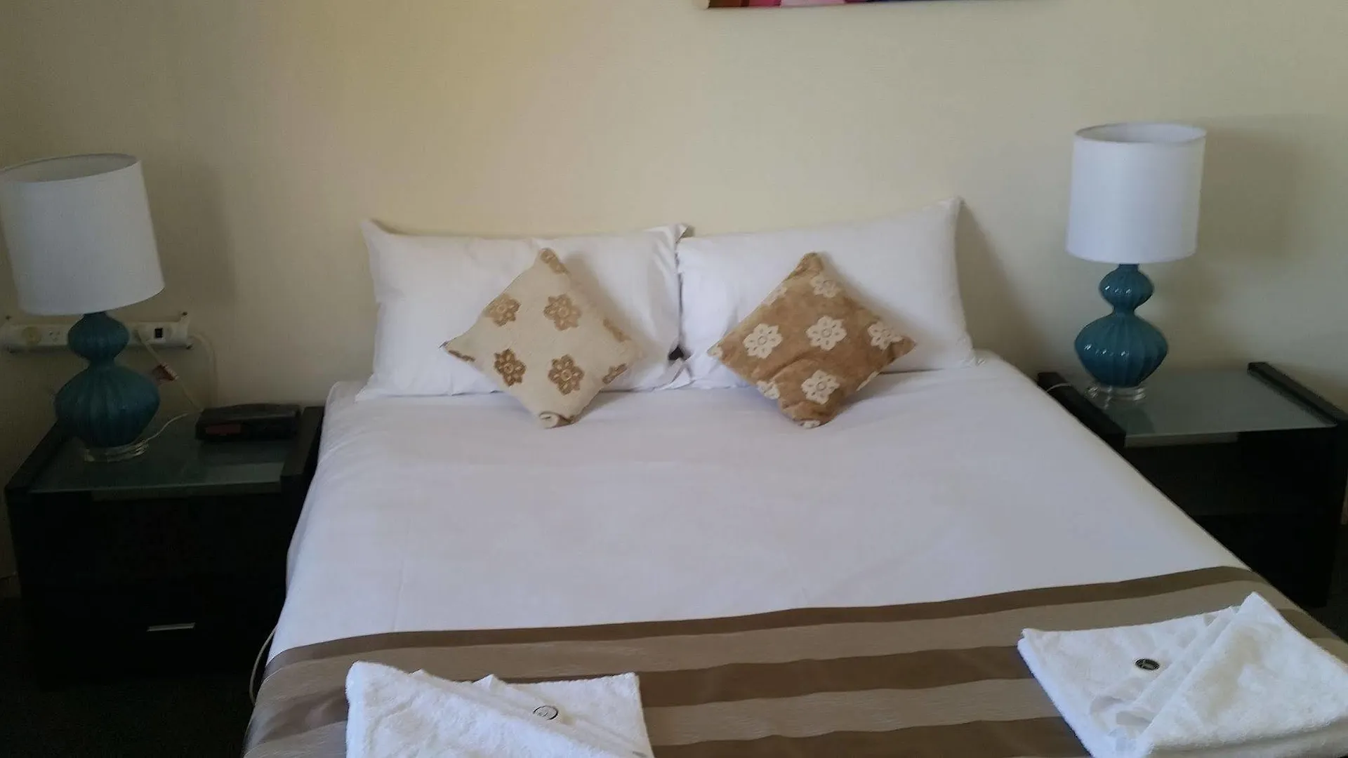 모텔 Clifford Park Motor Inn 투움바